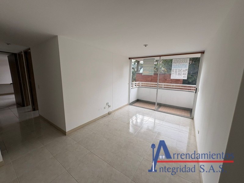 Apartamento en Arriendo en Loma De Los Bernal