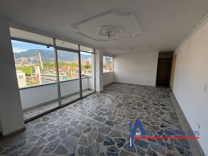 Apartamento en Arriendo en Belen Rosales