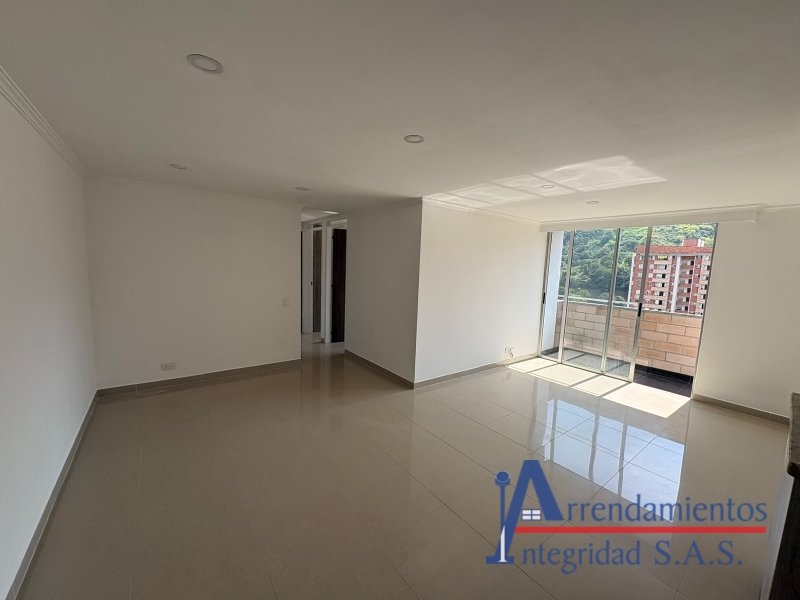 Apartamento en Arriendo en Loma De Los Bernal