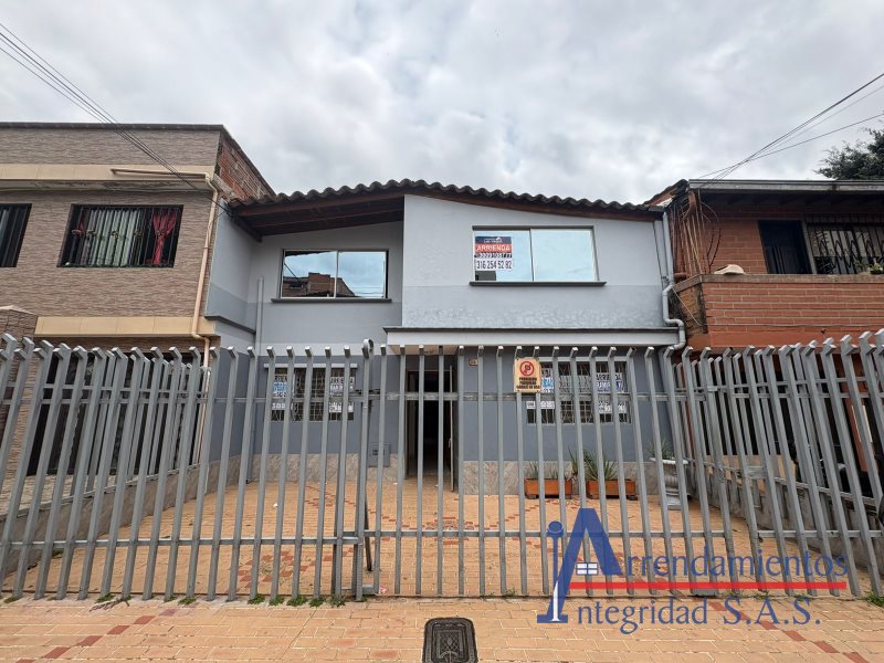 Casa en Arriendo en Belen Los Alpes