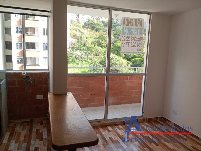 Apartamento en Ambos en Robledo
