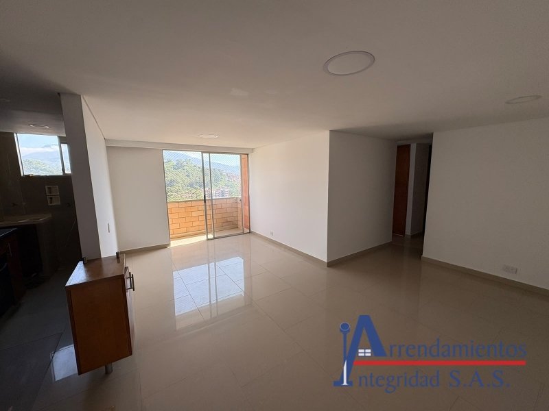 Apartamento en Arriendo en Loma De Los Bernal