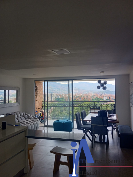 Apartamento en Venta en Loma De Los Bernal