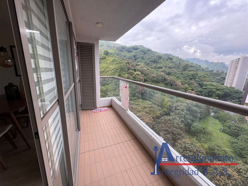 Apartamento en Arriendo en Loma De Los Bernal