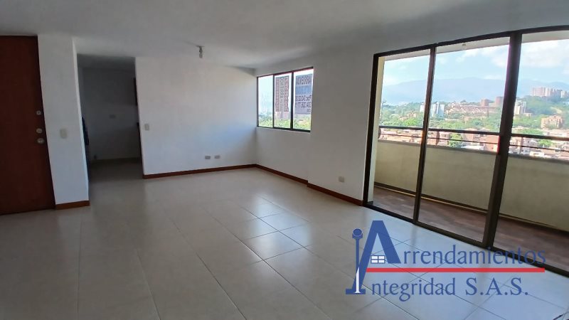 Apartamento en Arriendo en Loma De Los Bernal